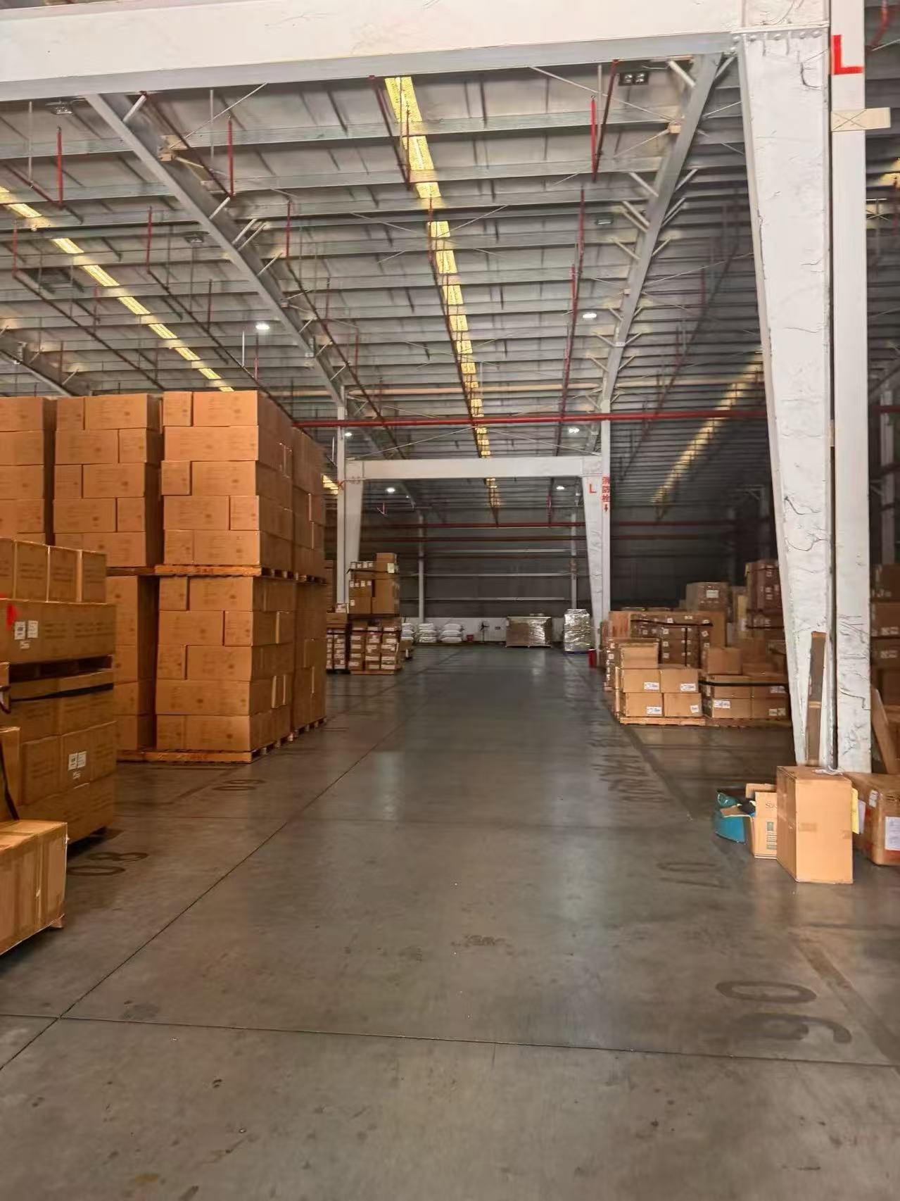 Speed International Logistics warehouse facility for bulk e-commerce cargo consolidation