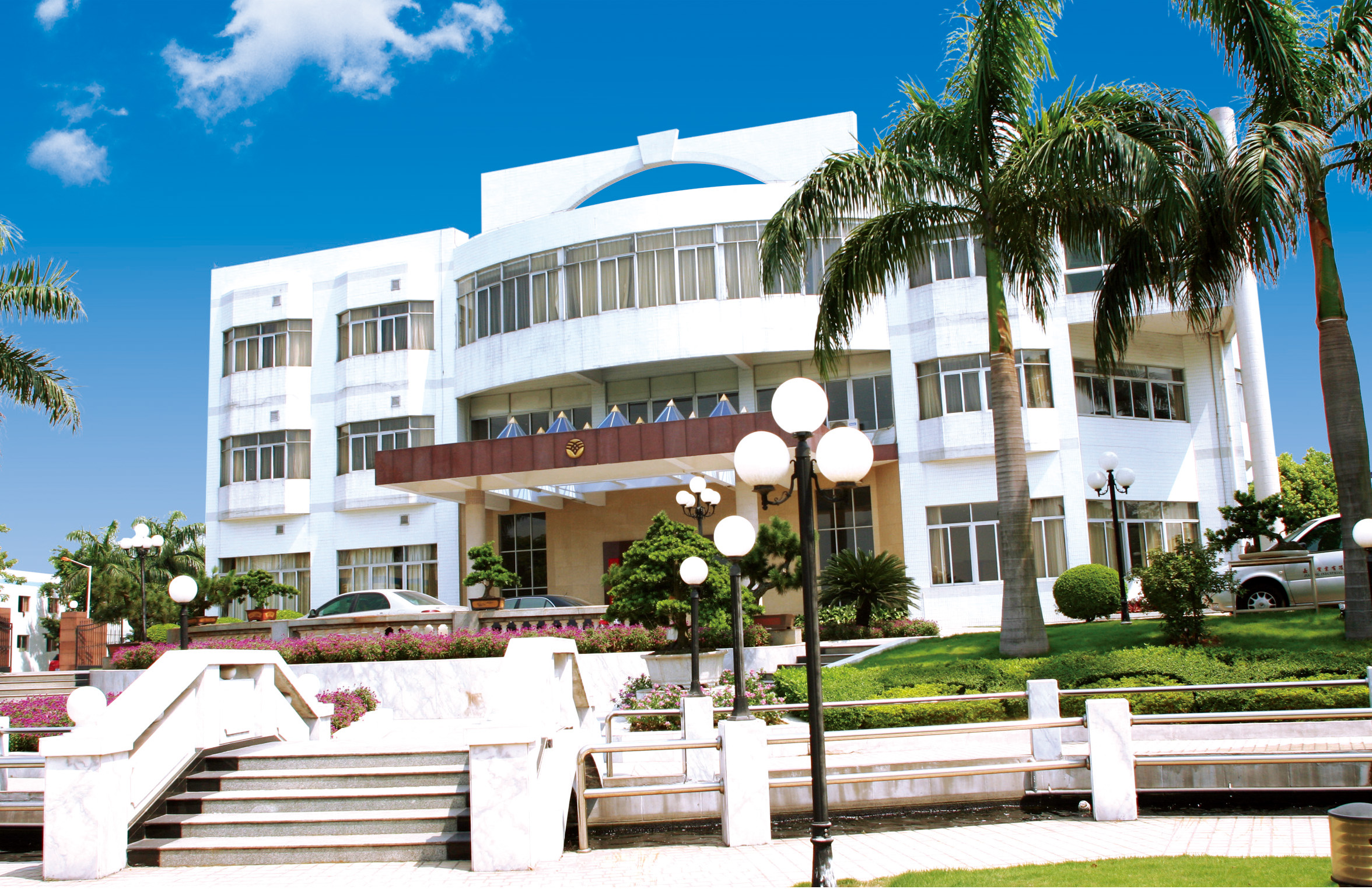 Foshan Yuantian Mattress Machinery office building and manufacturing park