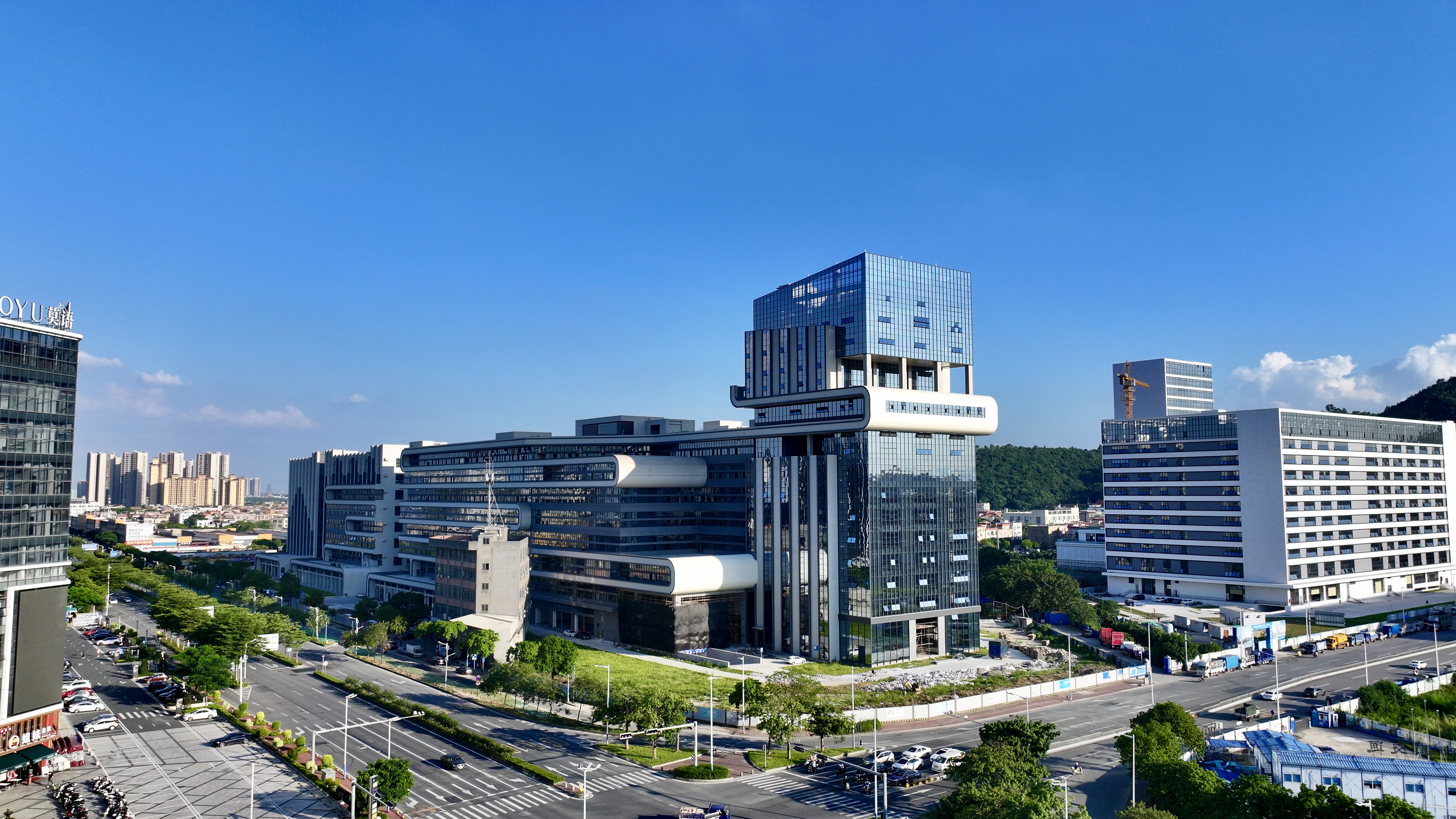 Jinlongheng automated mattress production facility