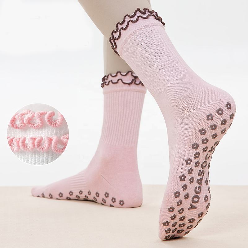 Custom logo yoga grip socks with floral non-slip sole