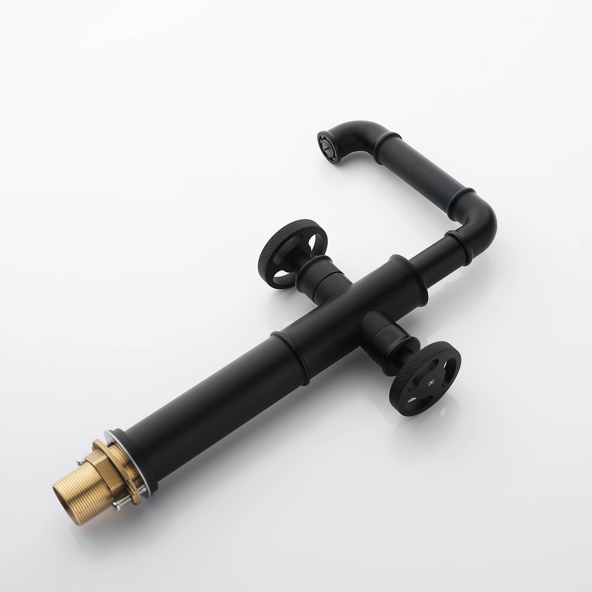 Matte black Single Hole Faucets with rotating outlet
