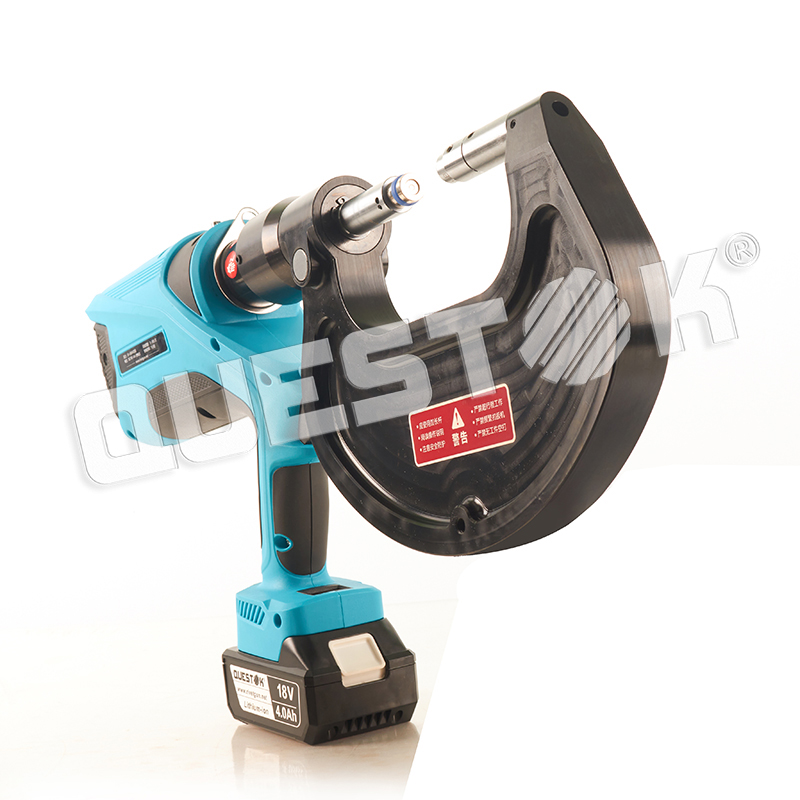Handheld clinching gun application for cold storage door production