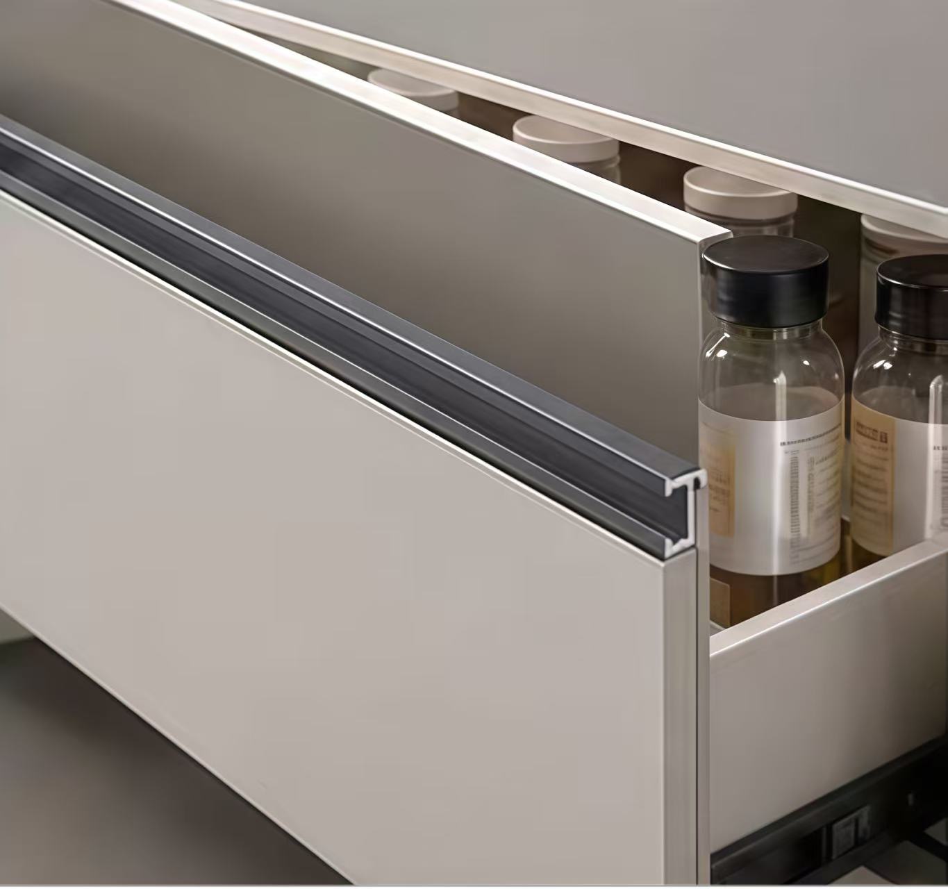Decorative aluminium profile for folding door and cabinet applications