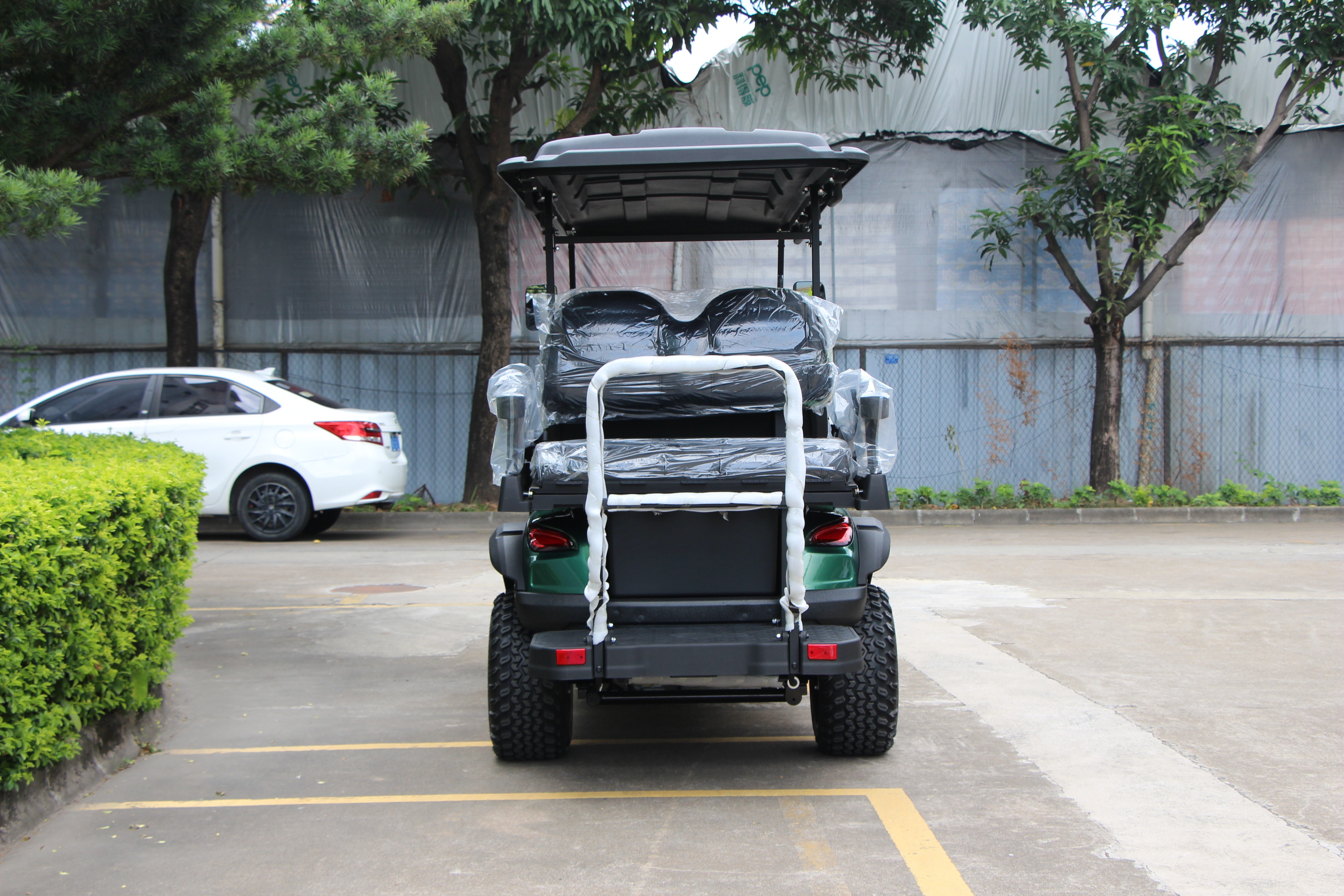 LQD041+2 electric golf cart suspension and chassis design