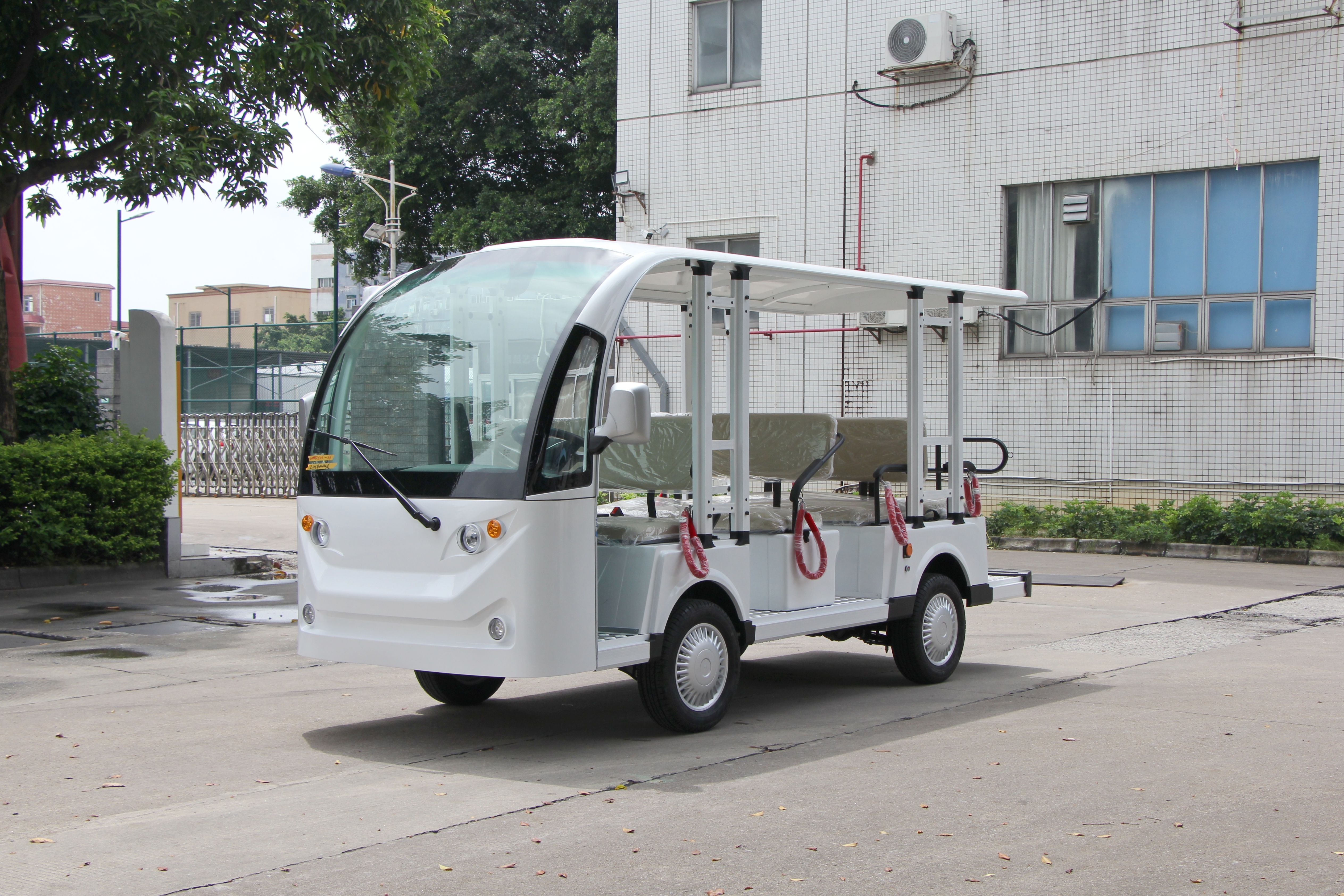 LQY148A 11-seats open sightseeing bus product image